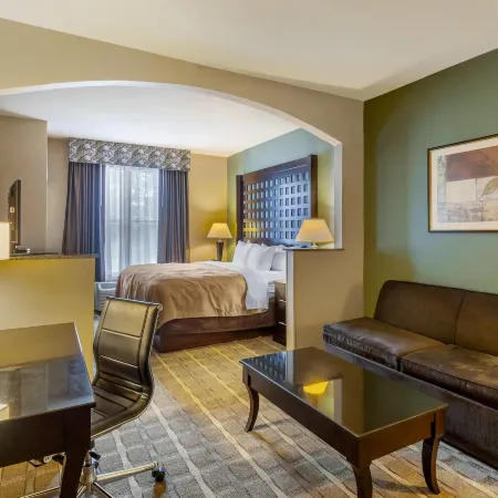 Quality Suites Sherman