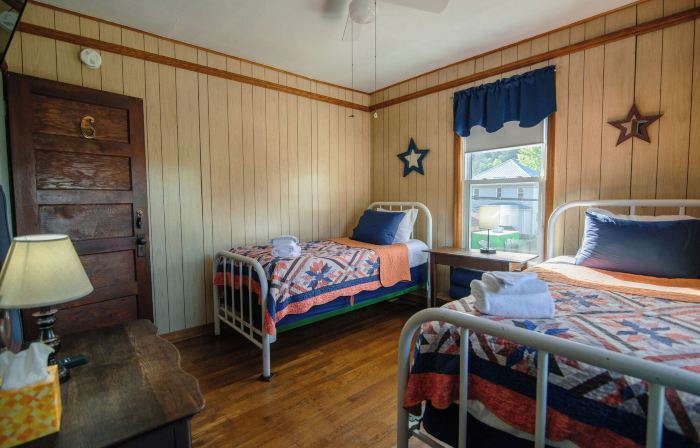 Old Clark Inn