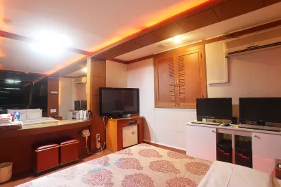 Iksan N Parktel