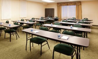 Holiday Inn Express Pittsburgh-Bridgeville