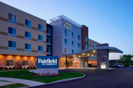 Fairfield Inn & Suites Columbus, IN