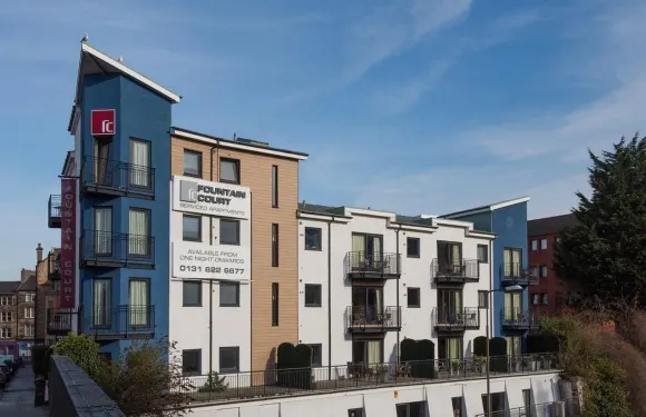 哈里斯噴泉法院公寓