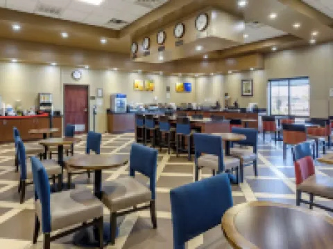 Comfort Suites Batesville Hotels in Batesville