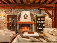 Schlössle Hotel - Small Luxury Hotels of the World Hoteles cerca de Muralla de la Ciudad
