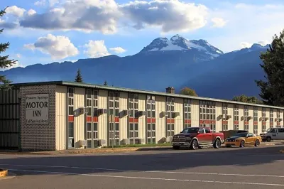 Grizz Hotel Hotels near Alpine Village Shopping Centre Ltd