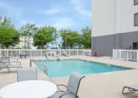 Hampton Inn Tampa-Veterans Expwy (Airport North) - Rooftop Pools