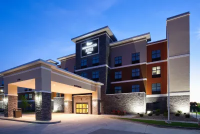 Homewood Suites by Hilton Davenport Hotels near Walnut Center