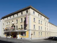 ثيتر هوتل سالتسبورج Hotels near آيغن