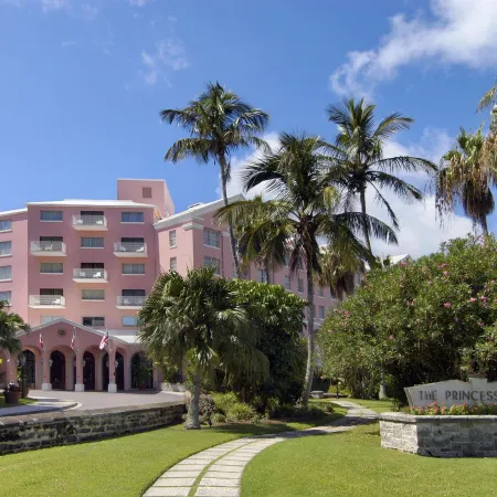 Hamilton Princess & Beach Club - A Fairmont Hotel Отели в г. Гамильтон