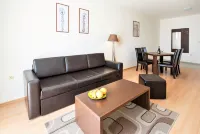 Seaside Garden Apartment with 2 Bedrooms for up to 5 Guests