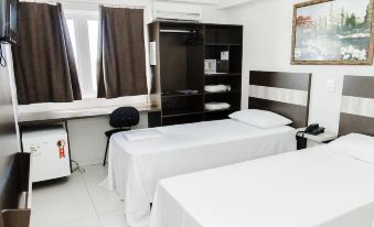 La Vitre Hotel - Housity