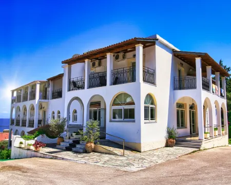 Hotel Yannis Corfu Hotels in Feakes