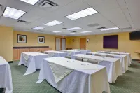 Holiday Inn Express Dryden