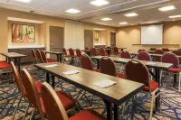 Hampton Inn & Suites Windsor - Sonoma Wine Country - 2-Star