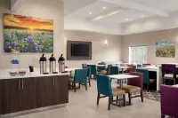 La Quinta Inn & Suites by Wyndham I-20 Longview South - Frühstück