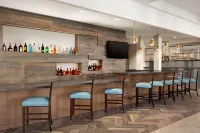 Embassy Suites by Hilton McAllen Convention Center - بار