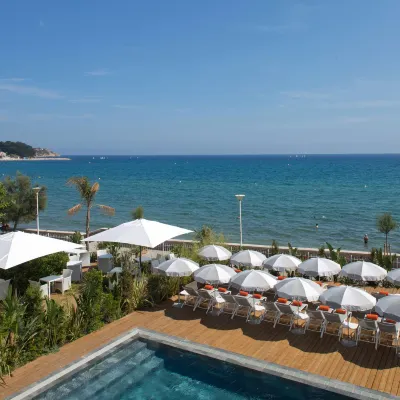 Grand Hotel Des Sablettes Plage, Curio Collection By Hilton Hotels near Naval Base Toulon