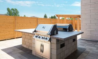 Homewood Suites by Hilton Ottawa Airport