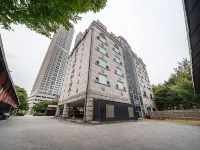 Yeoju Namgang Hotel Hotels in der Nähe von Silleuksa