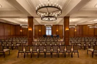 Hotel Saranac, Curio Collection by Hilton - Parking