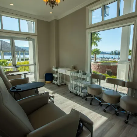 Prestige Oceanfront Resort, WorldHotels Luxury