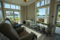 Prestige Oceanfront Resort, BW Premier Collection - spa