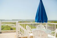 Green Harbor Resort Hotels in West Yarmouth
