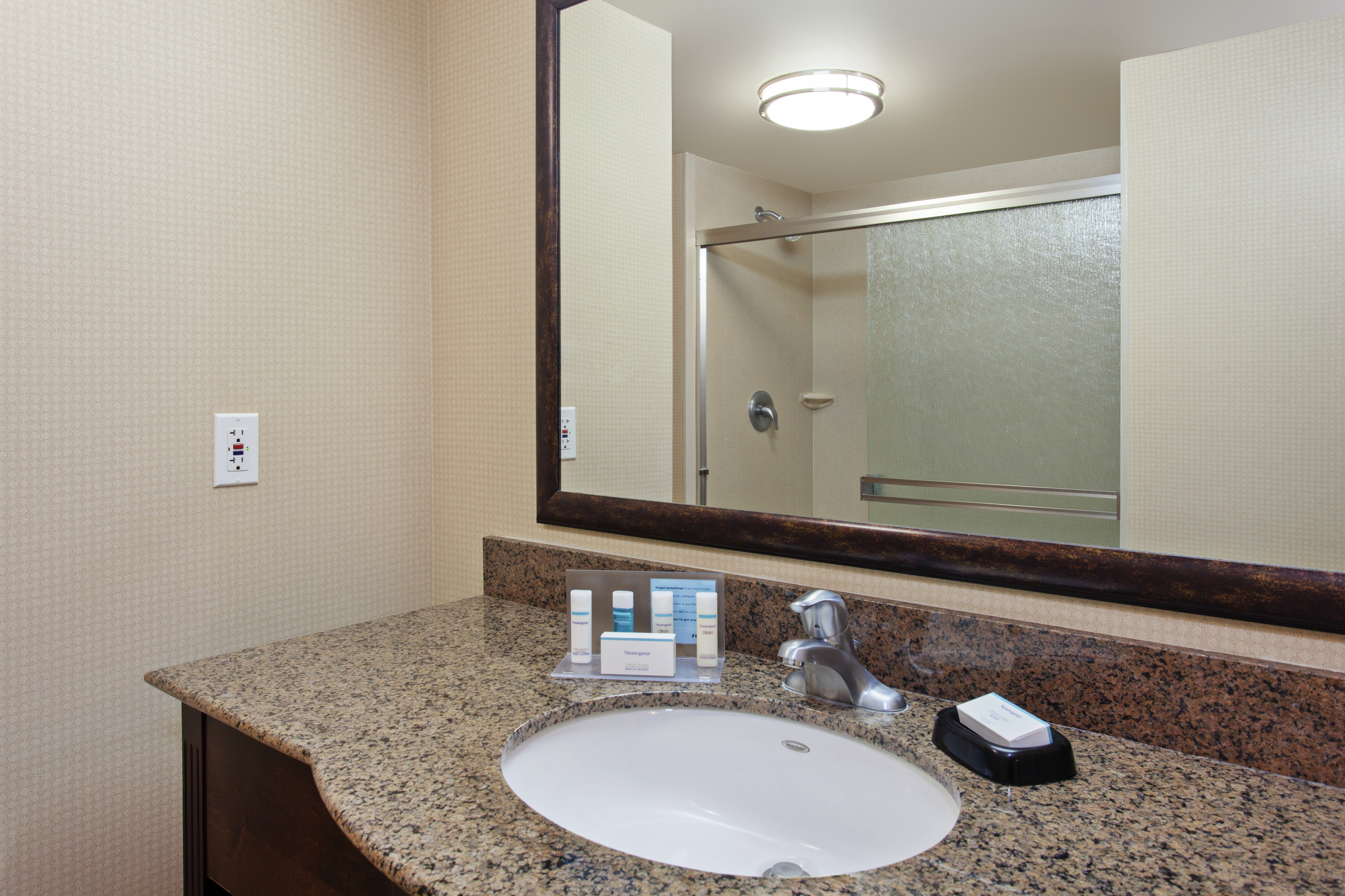 Hampton Inn & Suites Fresno - Northwest