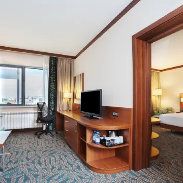 Hilton Garden Inn Astana Отели рядом с достопримечательностью «Мечеть Абу Наср аль-Фараби»