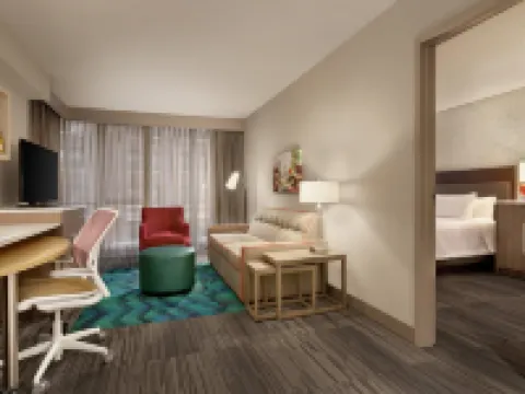 Home2 Suites by Hilton Chicago River North Hotels in Chicago