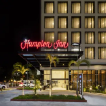 Fiesta Inn Express Cancún Cumbres