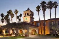 Embassy Suites by Hilton Lompoc Central Coast - parking