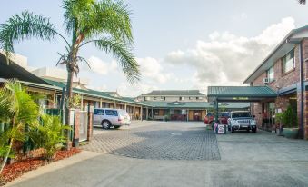 Arabella Motor Inn (Formerly South Tweed Motor Inn)