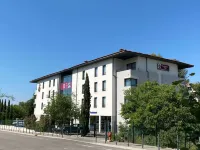 머큐어 에이크스-앙-프로방스 라 뒤란느 TGV역