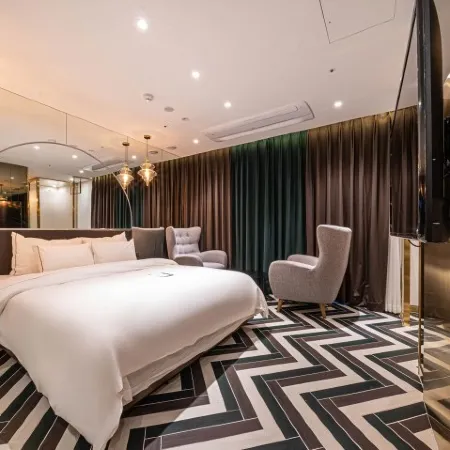 Hotel The Castle Jamsil(Bangi) 1 Отели рядом с достопримечательностью «Станция метро Jamsil»
