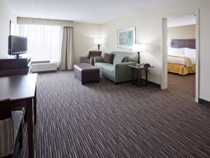 Holiday Inn Express & Suites Willmar