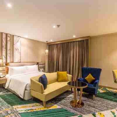 Holiday Inn Chandigarh Zirakpur Rooms