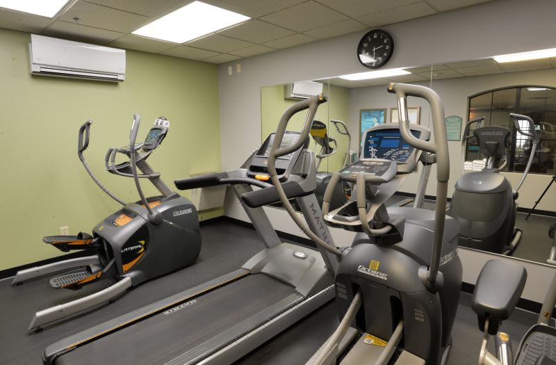 Holiday Inn & Suites Minneapolis - Lakeville by IHG photo 2