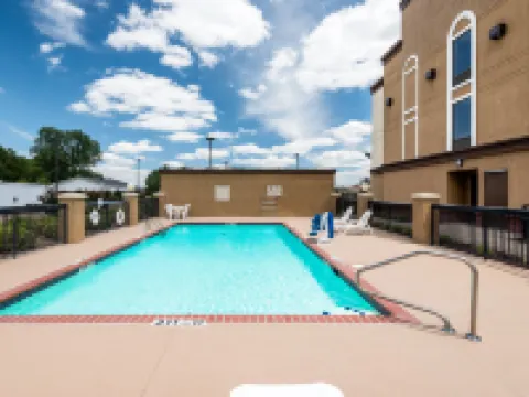 Holiday Inn Express & Suites GRENADA by IHG Hoteles en Grenada