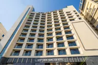 Best Louis Hamilton Hotel Ocean Terrace Отели рядом со станцией Киджан