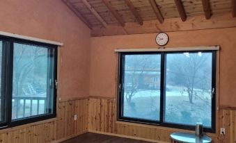 Hwaak Mountain Pine Tree Resort in Hwacheon
