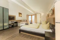T3 Gasthof Spullersee Hotels in Klosterle