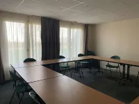 Kyriad Chateauroux - Saint Maur Hotels in Indre