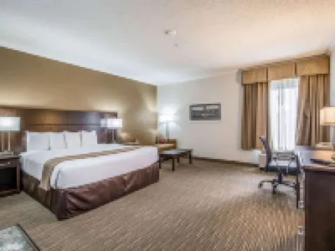 Quality Inn and Suites Seabrook - NASA - Kemah Hotels in Seabrook