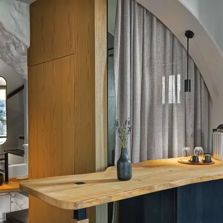 Radisson Blu Zaffron Resort, Santorini Отели рядом с достопримечательностью «Черный пляж»