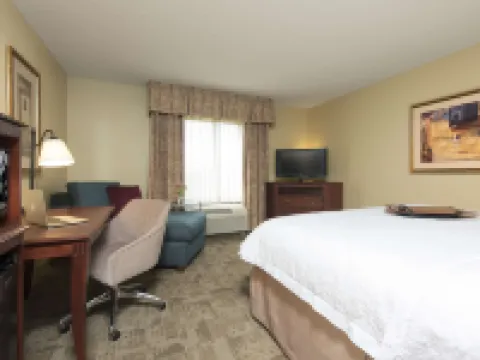 Hampton Inn & Suites Bloomington-Normal Hotels in Normal