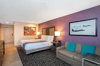 La Quinta Inn & Suites by Wyndham Las Vegas Nellis Hotels in der Nähe von Las Vegas Motor Speedway