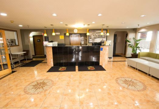 1. 슈퍼 8 바이 ..