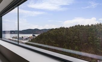 2. 부산 기장 하운..