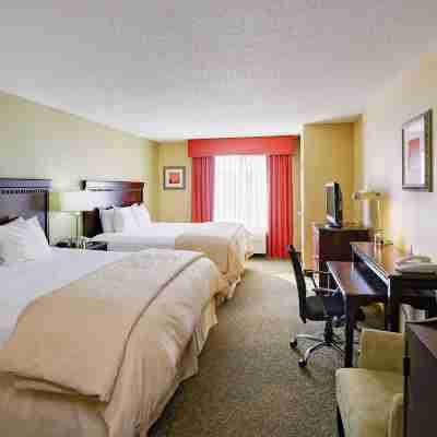 La Quinta Inn & Suites by Wyndham Richmond - Kings Dominion Rooms